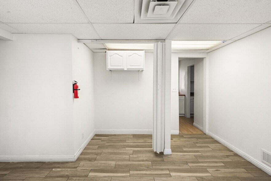 More Photos Of 620 S Euclid St, Anaheim Office For Sale