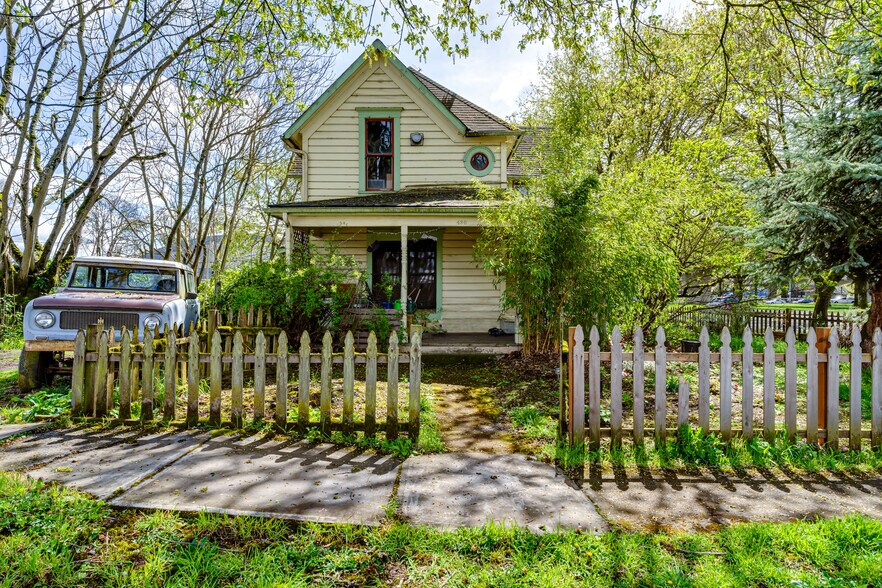 More Photos Of 490 W 4th Ave, Eugene Apartments For Sale