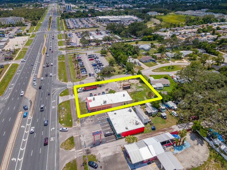 More Photos Of 3307 US Highway 19, Holiday Freestanding For Sale