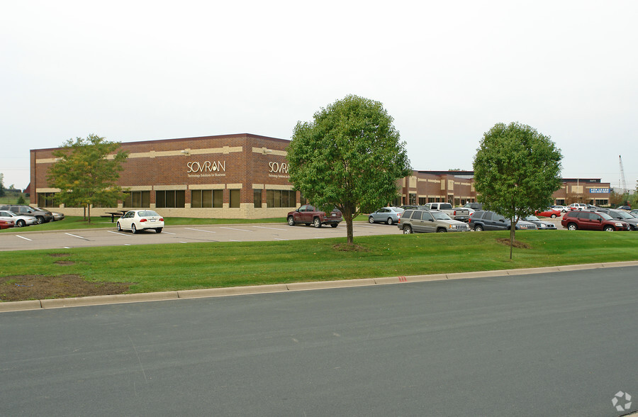 Primary Photo Of 2915 Commers Dr, Eagan Research And Development For Lease