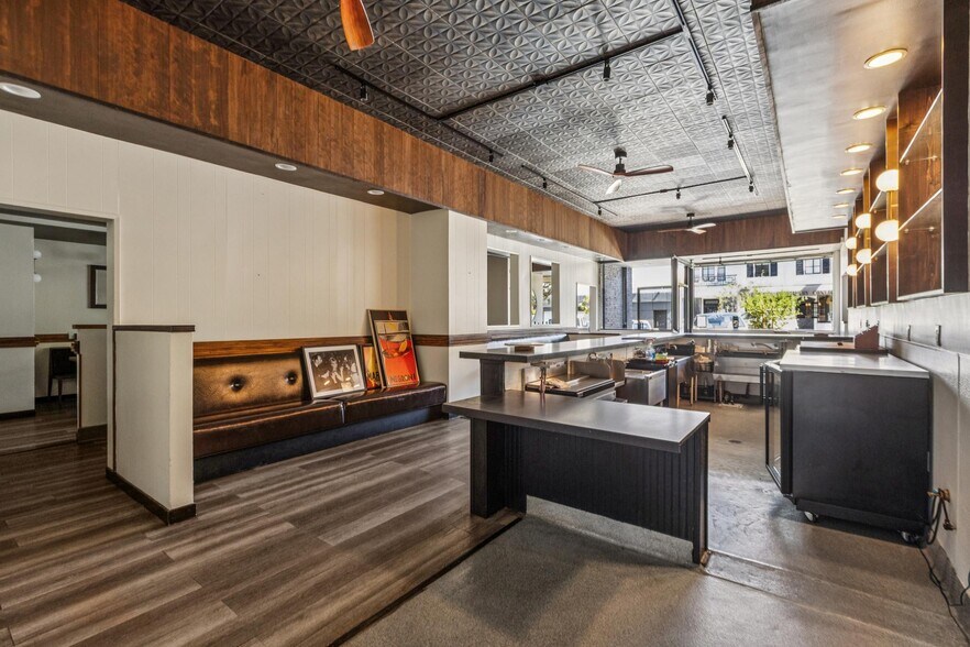 More Photos Of 2525-2533 Ocean Ave, San Francisco Storefront Retail Office For Sale