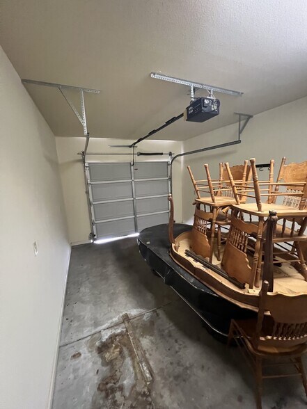 More Photos Of 5109 Smith Rd, Mariposa Office For Sale