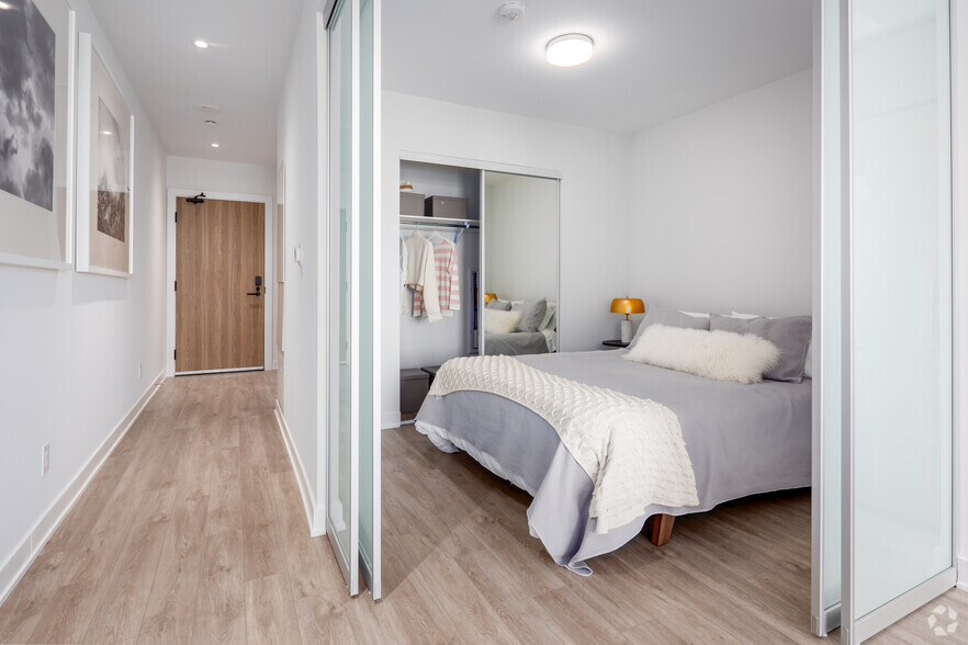 More Photos Of 299 Campbell Ave, Toronto Apartments For Lease