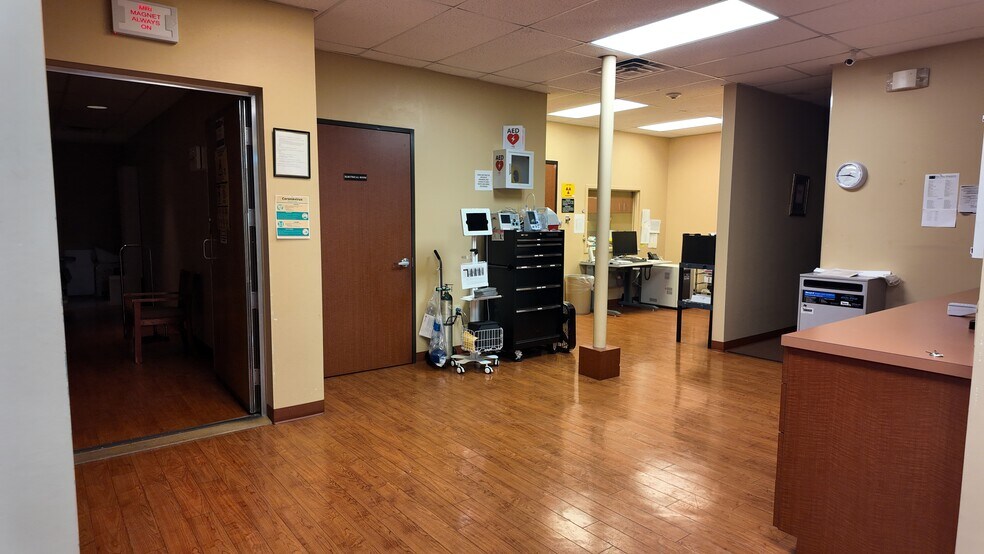 More Photos Of 2401 FM 646, Dickinson Medical For Sale