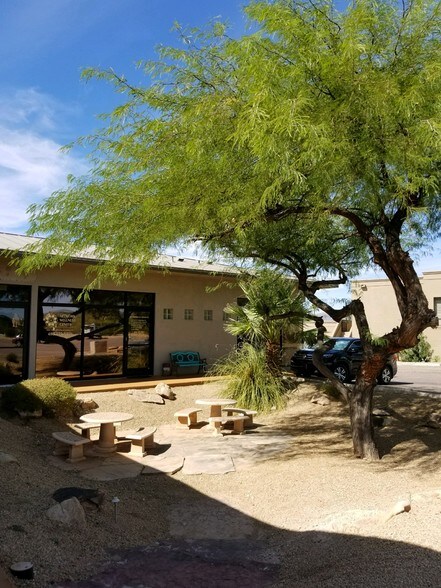 More Photos Of 25 Easy St, Carefree Office For Lease