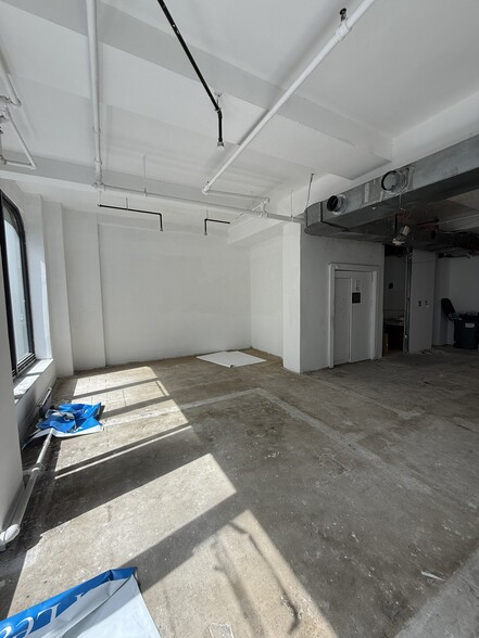 More Photos Of 57 W 38th St, New York Office For Lease