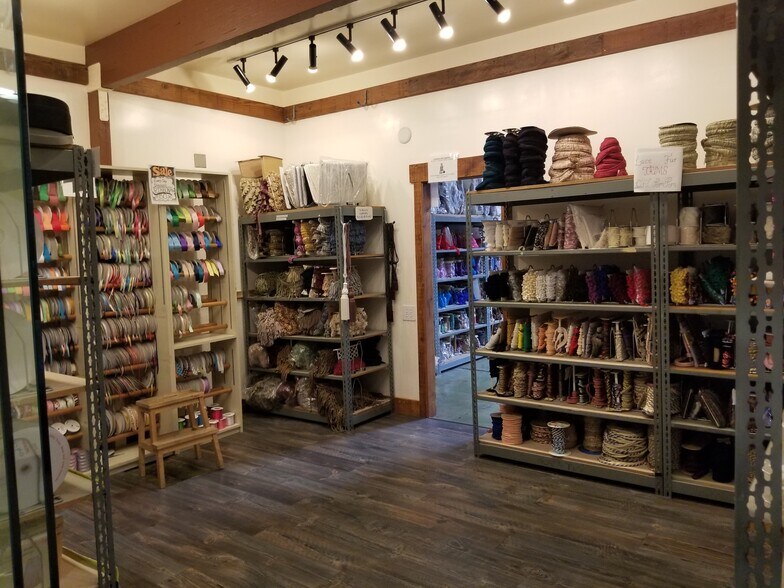 More Photos Of 1807 Eastshore Hwy, Berkeley Warehouse For Lease