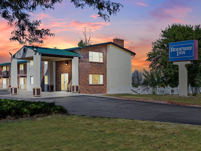 More Photos Of 1208 N Colorado Ave, Brush Hotel For Sale