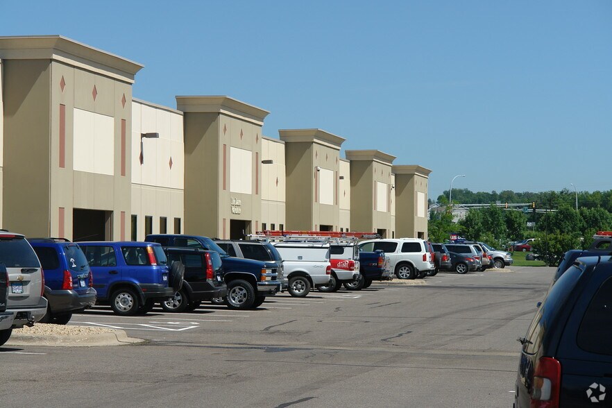 More Photos Of 7920-8030 Century Blvd, Chanhassen Light Manufacturing For Lease