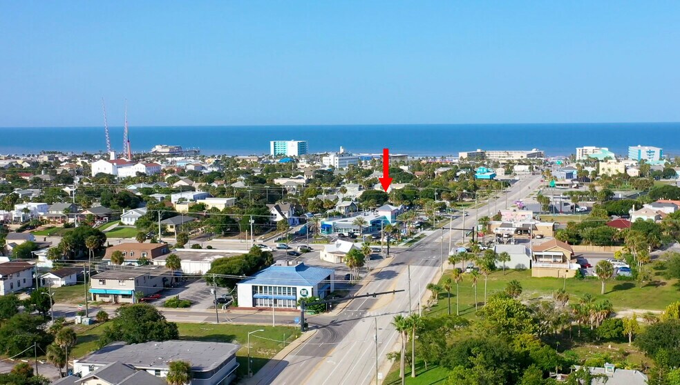 More Photos Of 301-305 E International Speedway Blvd, Daytona Beach Convenience Store For Sale