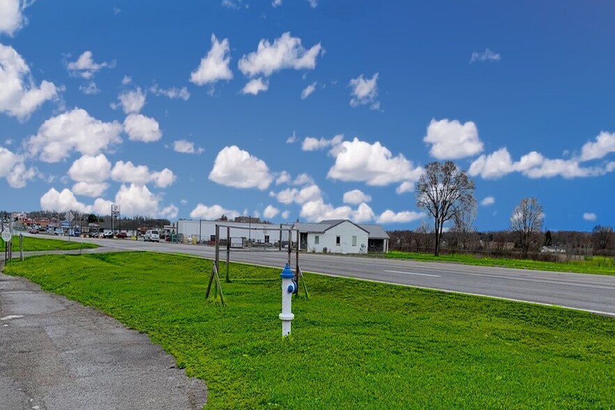 More Photos Of 1565 Marion-Waldo Rd, Marion General Retail For Sale