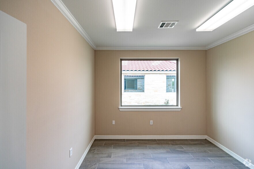 More Photos Of 2743 Smith Ranch Rd, Pearland Medical For Lease