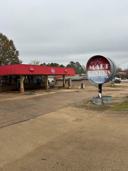 More Photos Of 1010 State Highway 21 W, San Augustine Fast Food For Sale