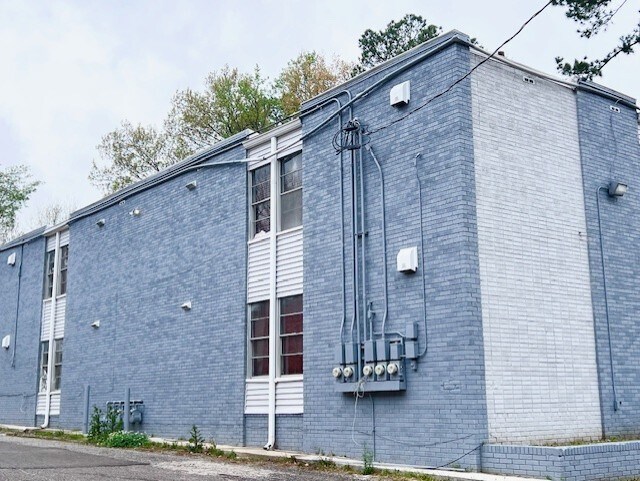 More Photos Of 1283 E Raines Rd, Memphis Apartments For Sale