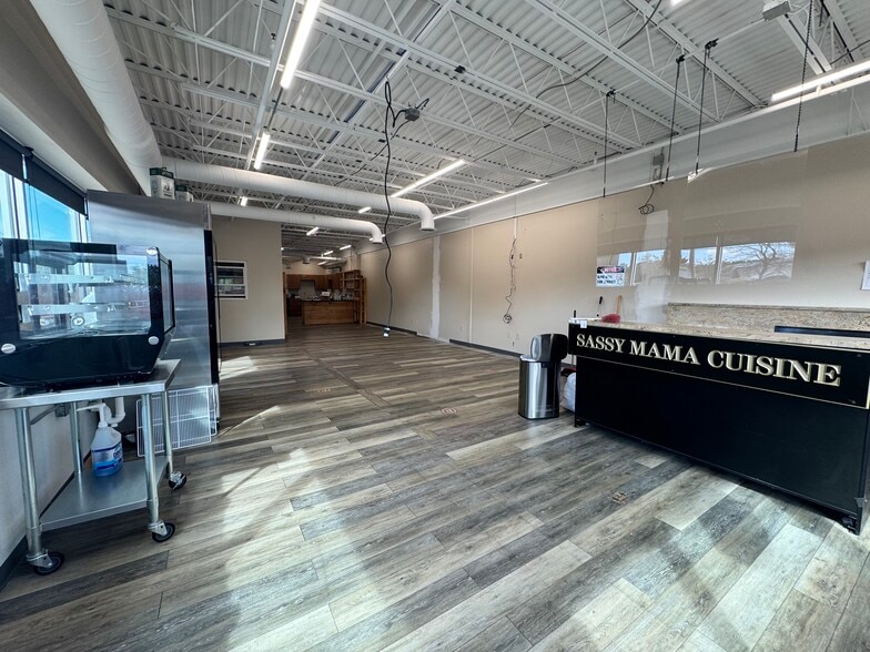 More Photos Of 132 Mendon Rd, Cumberland Storefront Retail Office For Lease