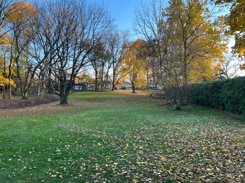 More Photos Of 2110 Walbert Ave, Allentown Office For Sale