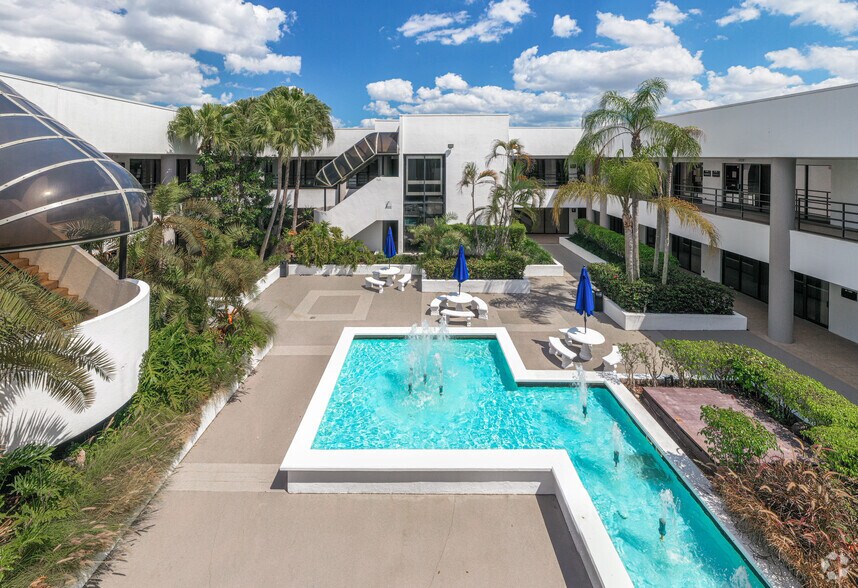 More Photos Of 4300 N University Dr, Lauderhill Medical For Lease