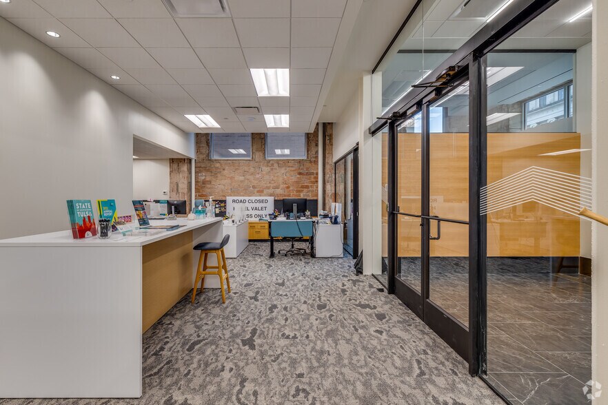 More Photos Of 401 S Boston Ave, Tulsa Office For Lease