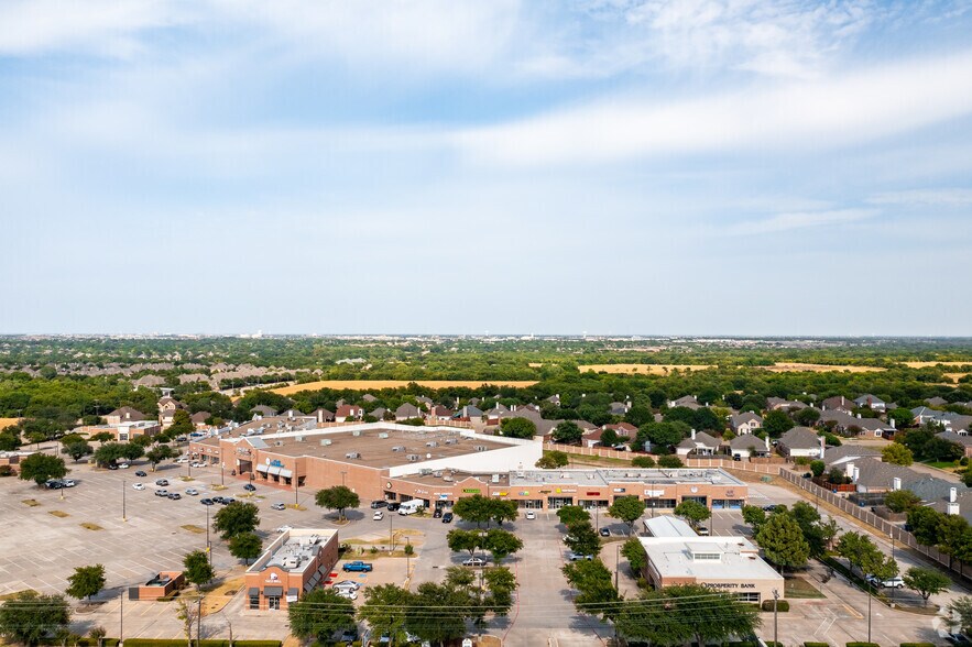 More Photos Of 2035 W McDermott Dr, Allen General Retail For Lease