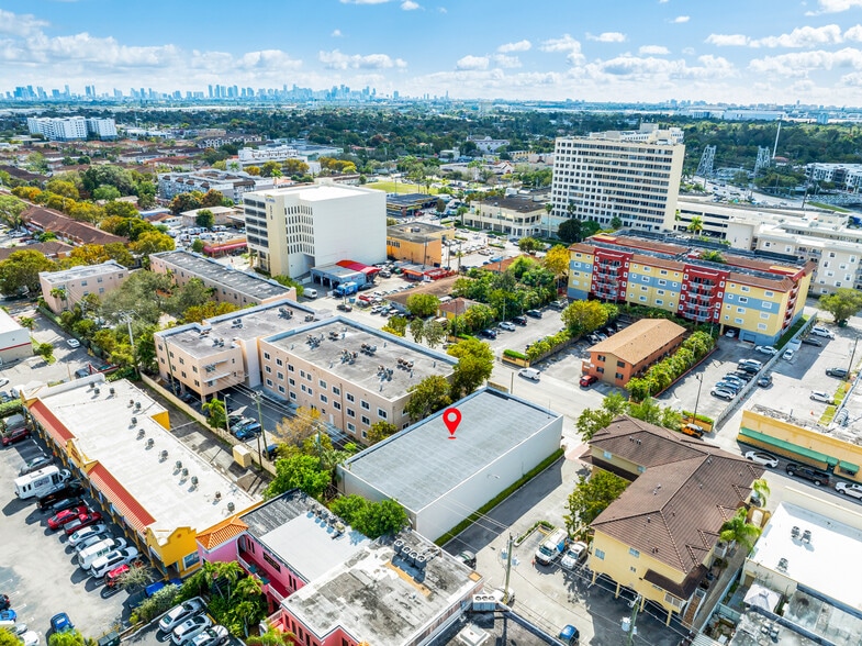 More Photos Of 25 E 4th St, Hialeah Office For Lease