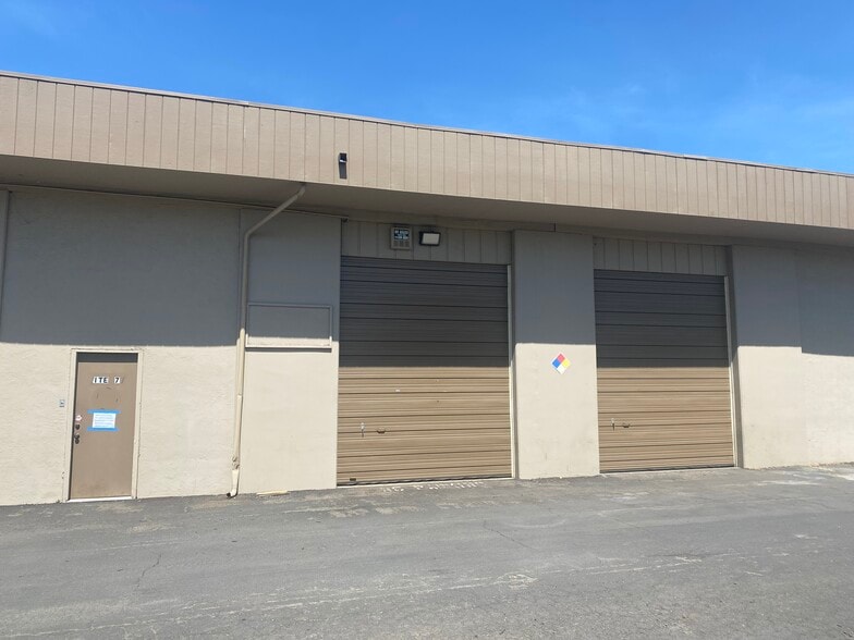 More Photos Of 1308 Dynamic St, Petaluma Flex For Lease