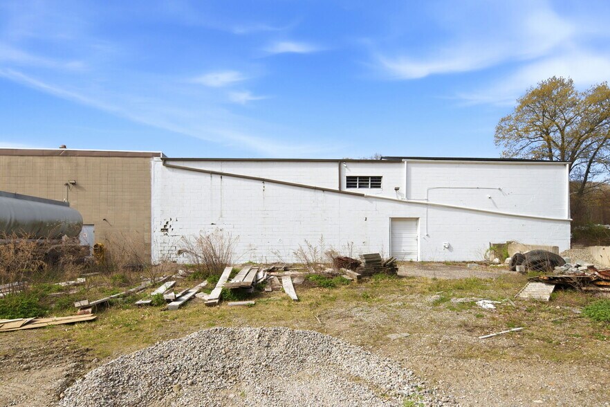 More Photos Of , North Smithfield Unknown For Sale