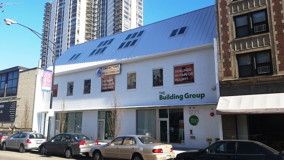 More Photos Of 1221 N La Salle Dr, Chicago Multifamily For Sale