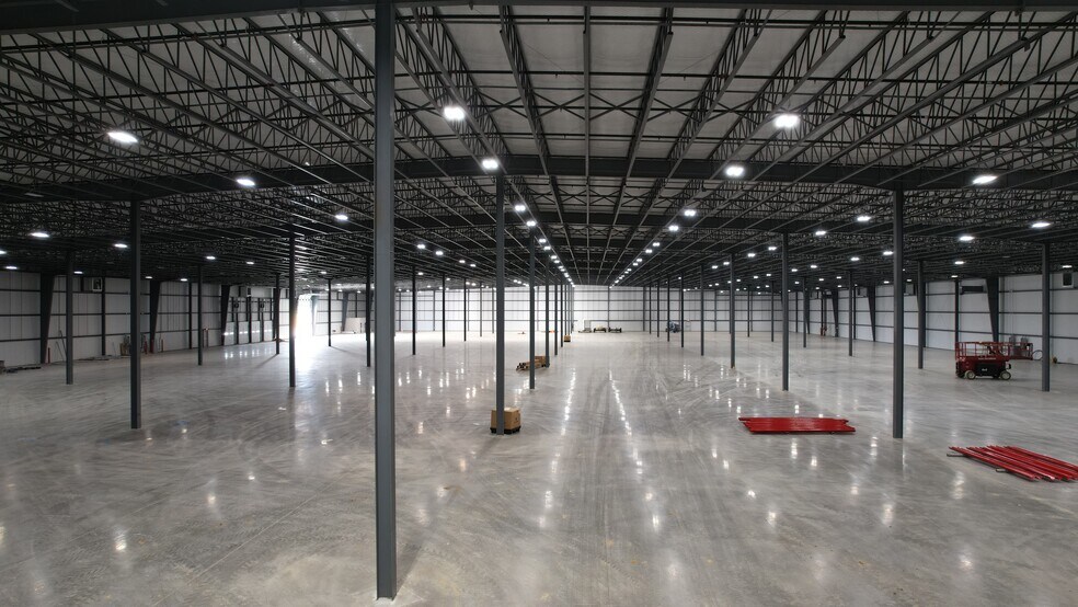 More Photos Of 140 Fortune Dr, Frankfort Manufacturing For Lease