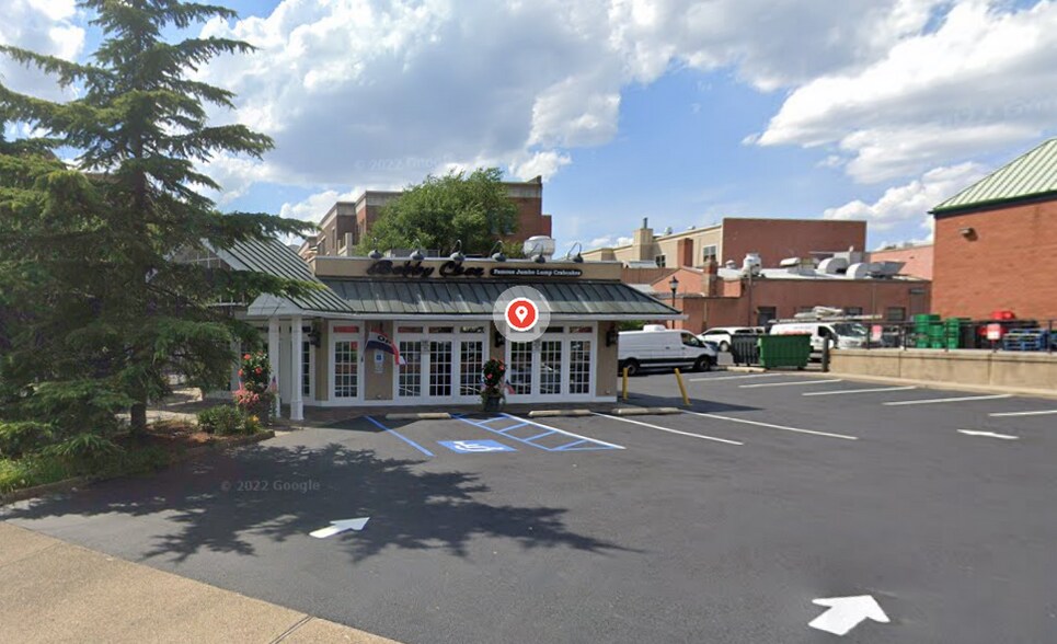 More Photos Of 33 W Collings Ave, Collingswood Storefront For Sale