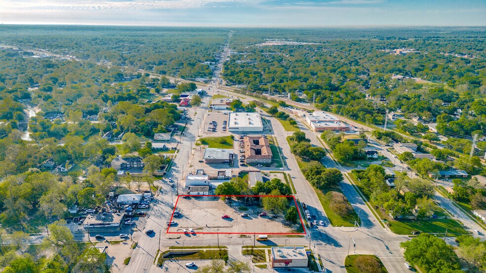 More Photos Of 2200 Robert B Cullum Blvd, Dallas Land For Sale