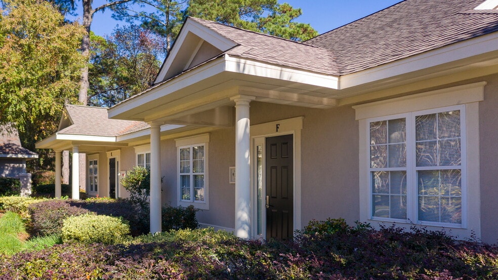 More Photos Of 4101 Main St, Hilton Head Island Office For Sale