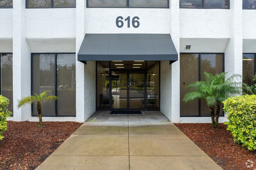 More Photos Of 616 E Altamonte Dr, Altamonte Springs Medical For Sale