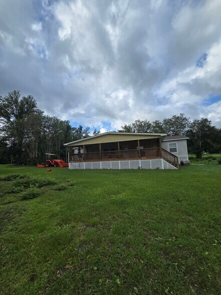 More Photos Of 325 SW Durham Way, Greenville Land For Sale