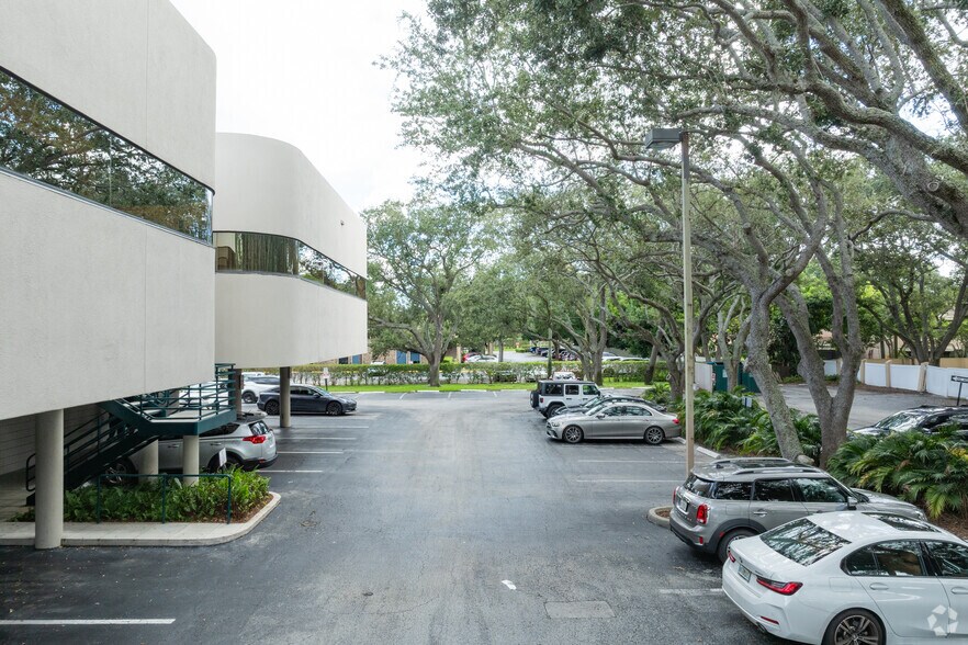 More Photos Of 1050 NW 15th St, Boca Raton Medical For Lease