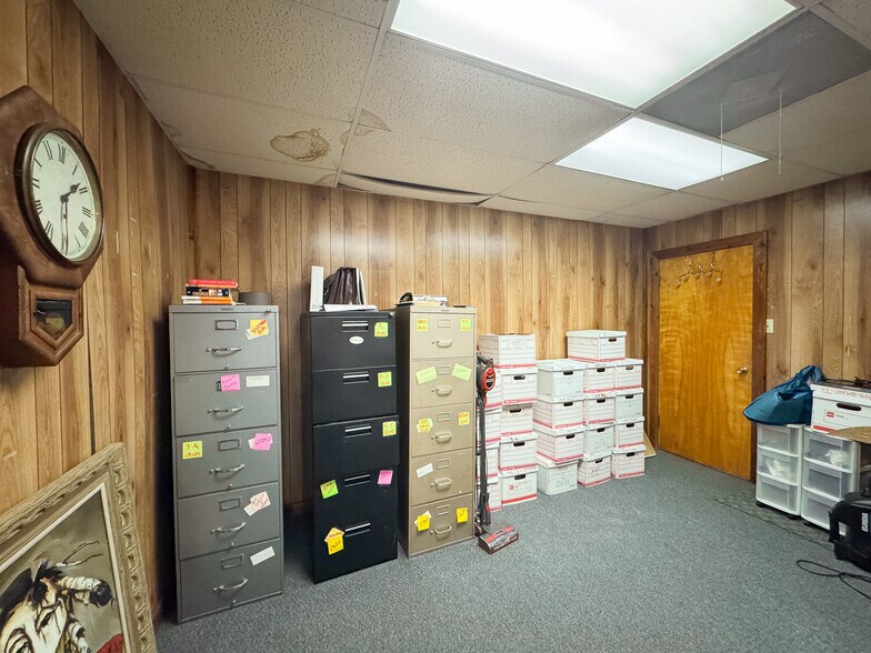 More Photos Of 7206 Elbert, Houston Industrial For Sale