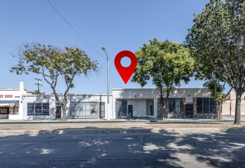 Primary Photo Of 11680-11682 Atlantic Ave, Lynwood Medical For Lease