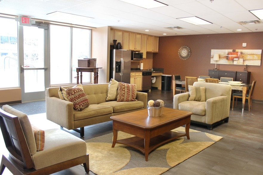 More Photos Of 12700 Nicollet Ave, Burnsville Apartments For Lease