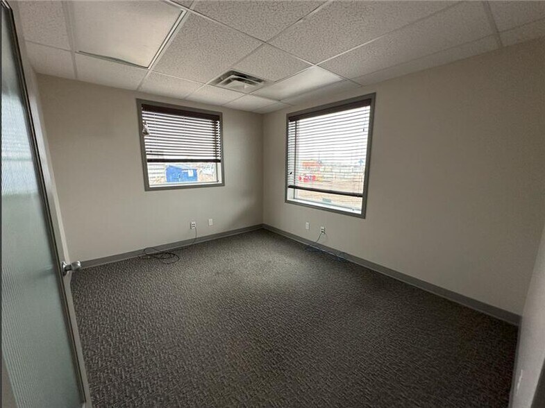 More Photos Of 1803 8 St, Nisku Warehouse For Lease