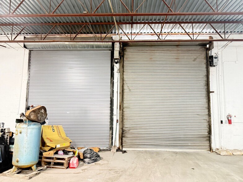 More Photos Of 14060 NW 19th Ave, Miami Manufacturing For Sale