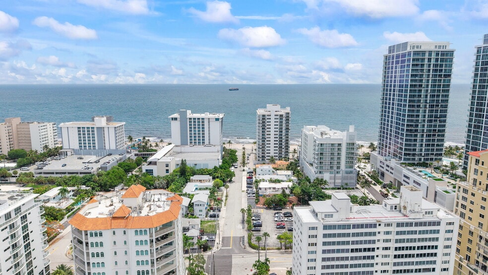 More Photos Of 3020-3024 Seville St, Fort Lauderdale Hotel For Sale