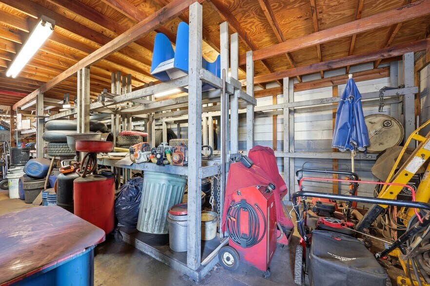 More Photos Of 2350 N Ponce De Leon Blvd, Saint Augustine Service Station For Sale