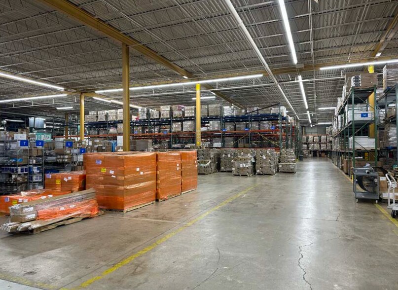 More Photos Of 10001 Alliance Rd, Blue Ash Manufacturing For Lease