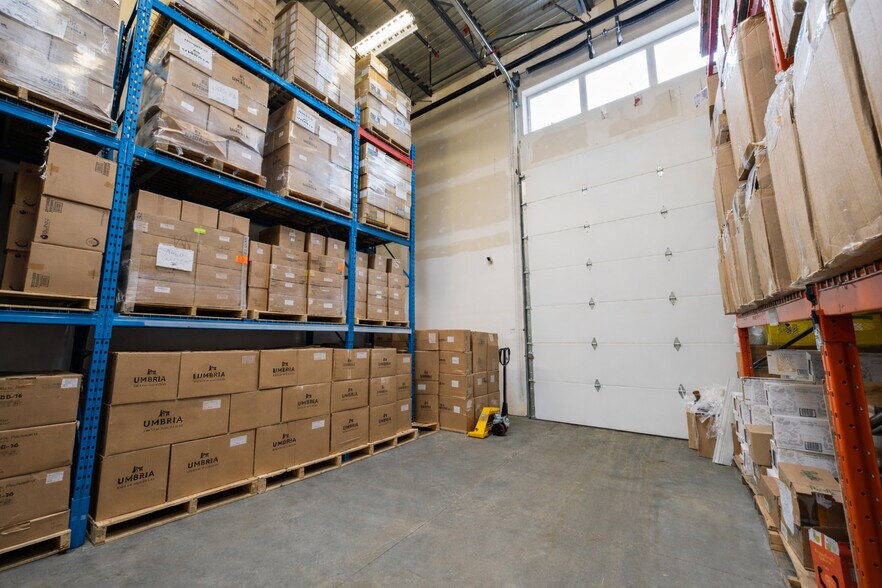 More Photos Of 618 E Kent Ave S, Vancouver Light Distribution For Sale