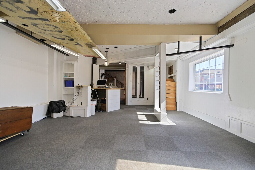 More Photos Of 105 Coal st, Mexico Specialty For Sale