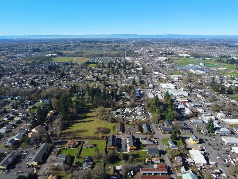 More Photos Of 219-221 SE Clark Ave, Battle Ground Apartments For Sale