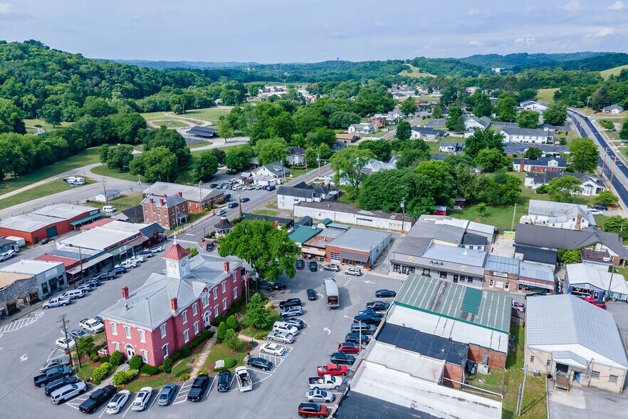 More Photos Of 250 Main St, Lynchburg Land For Sale
