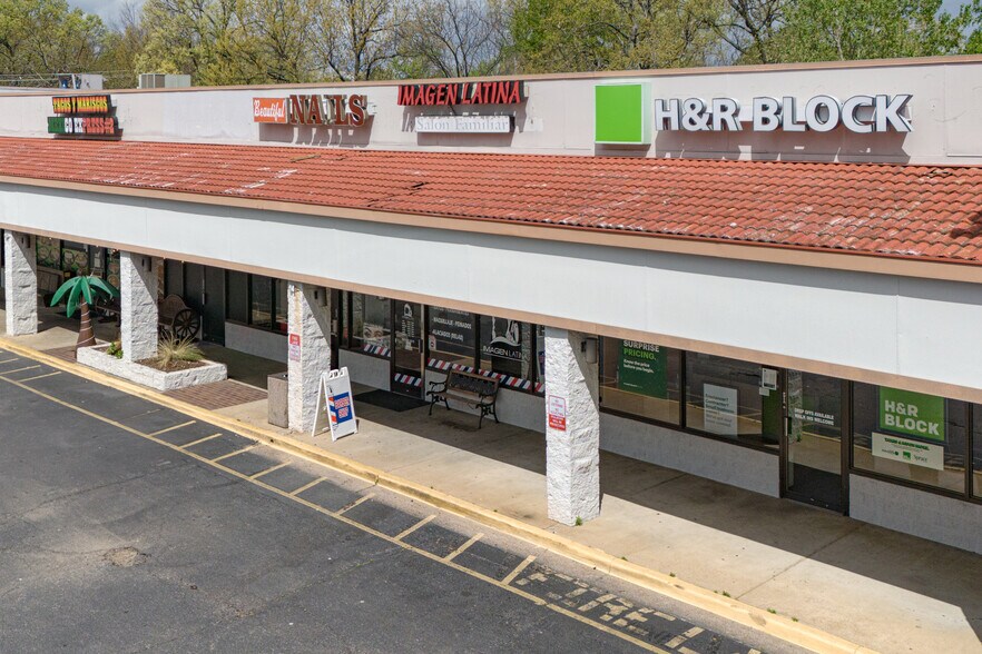 More Photos Of 6480-6532 Winchester Rd, Memphis Unknown For Lease