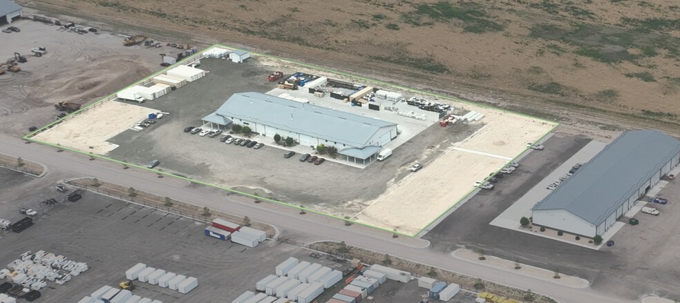 More Photos Of 21323 I 76 Frontage Rd, Hudson Warehouse For Lease