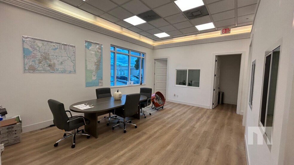 More Photos Of 2860 W State Road 84, Fort Lauderdale Office For Sale