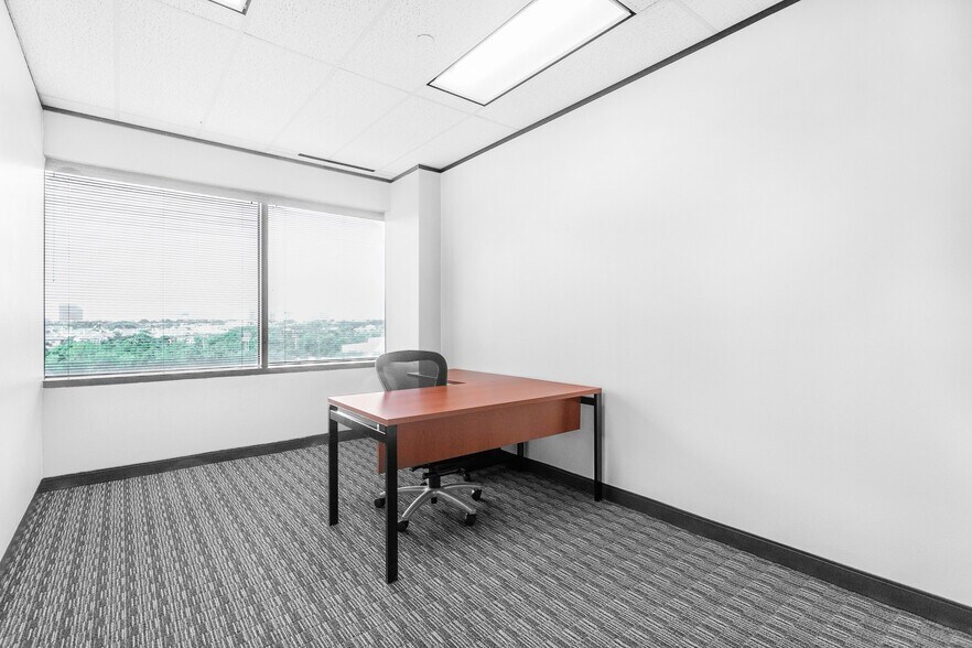 More Photos Of 14755-14785 Preston Rd, Dallas Office For Lease